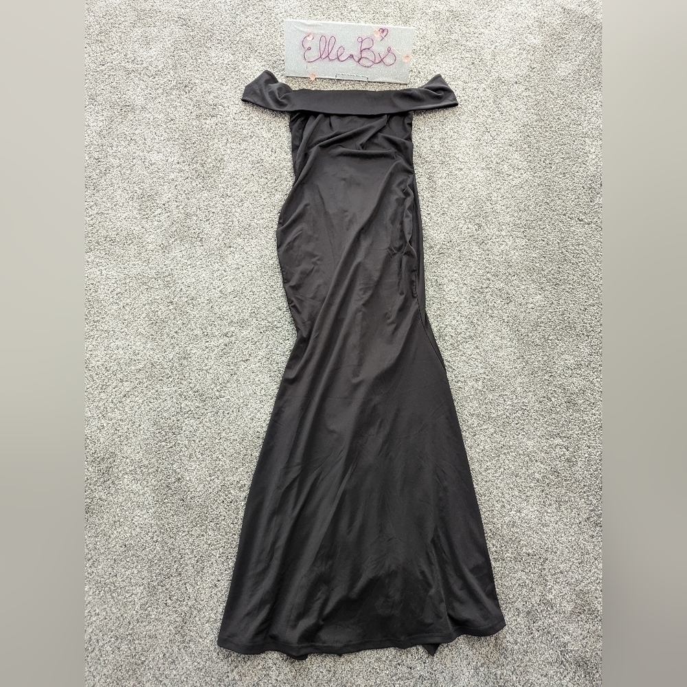 Elegant Off Shoulder Black Dress M